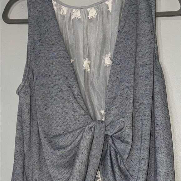 Heather Gray Tank Top with Crew Neck and Relaxed Fit - Picture 3 of 7
